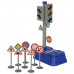 Светофор и набор дорожных знаков