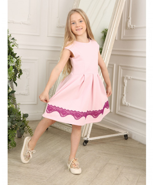 Розовое платье с фиолетовым гипюром для девочки 80906-ДН21